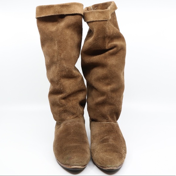 Vintage 70s Tan Suede Slouchy PUSS IN BOOTS - Picture 2 of 8